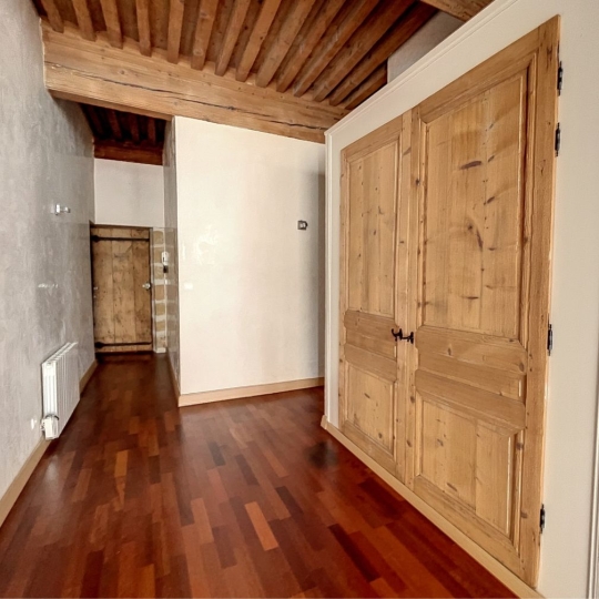  Annonces CHAPONOST : Appartement | LYON (69002) | 69 m2 | 1 157 € 