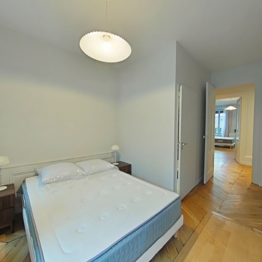  Annonces CHAPONOST : Appartement | LYON (69001) | 133 m2 | 2 600 € 