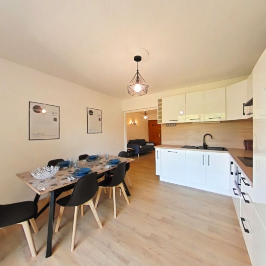  Annonces CHAPONOST : Appartement | TASSIN-LA-DEMI-LUNE (69160) | 54 m2 | 1 350 € 