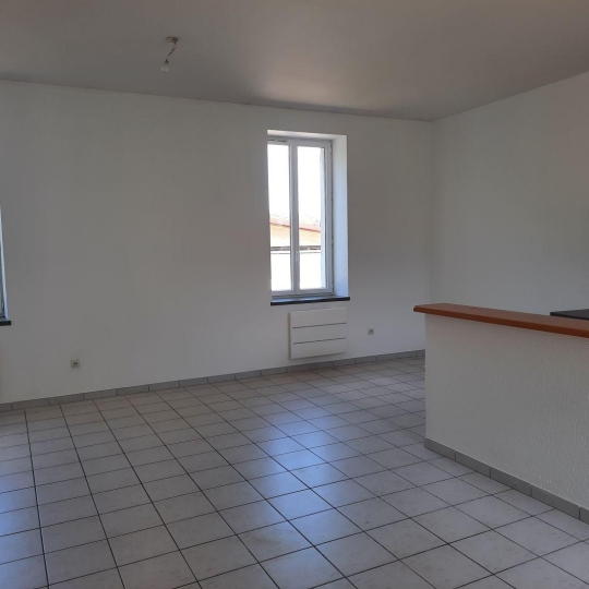  Annonces CHAPONOST : Appartement | CHAPONOST (69630) | 64 m2 | 830 € 