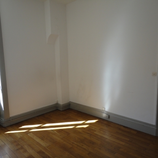  Annonces CHAPONOST : Appartement | LYON (69008) | 39 m2 | 690 € 