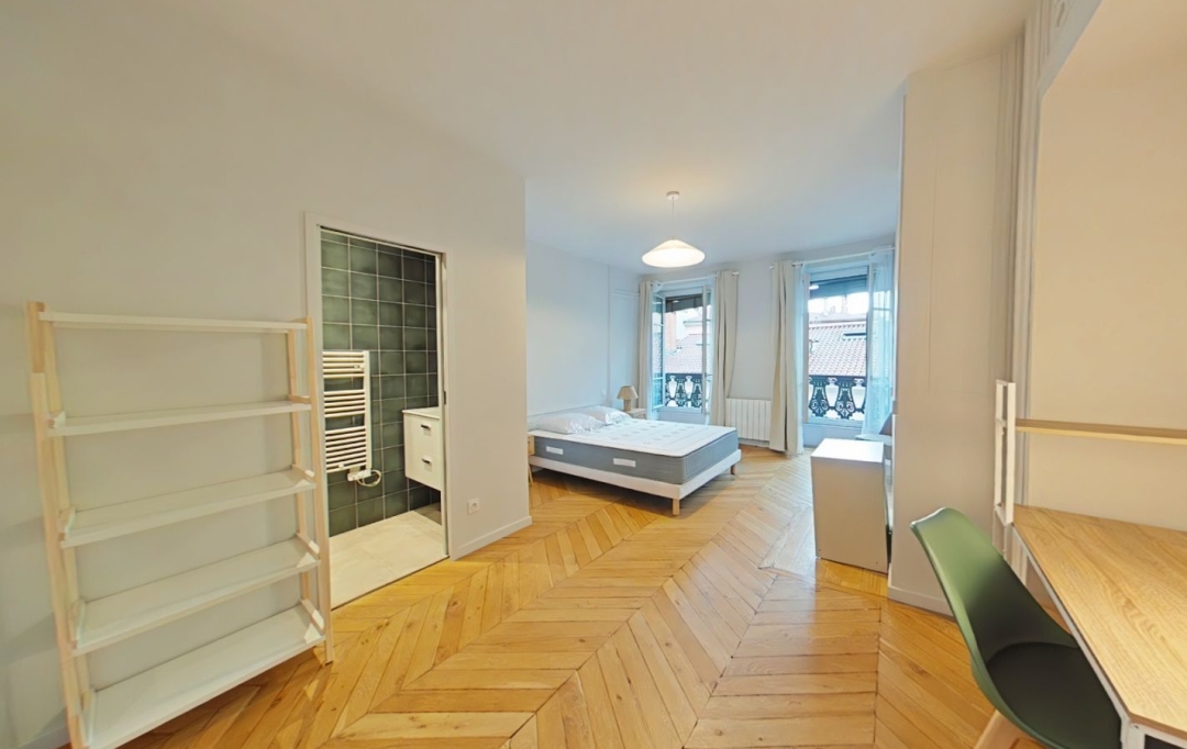 Annonces CHAPONOST : Appartement | LYON (69001) | 133 m2 | 2 600 € 