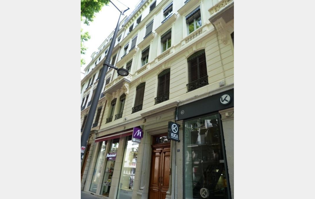 Annonces CHAPONOST : Appartement | LYON (69003) | 71 m2 | 1 324 € 