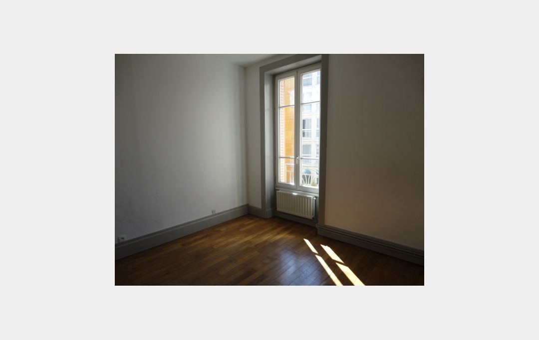 Annonces CHAPONOST : Appartement | LYON (69008) | 39 m2 | 690 € 