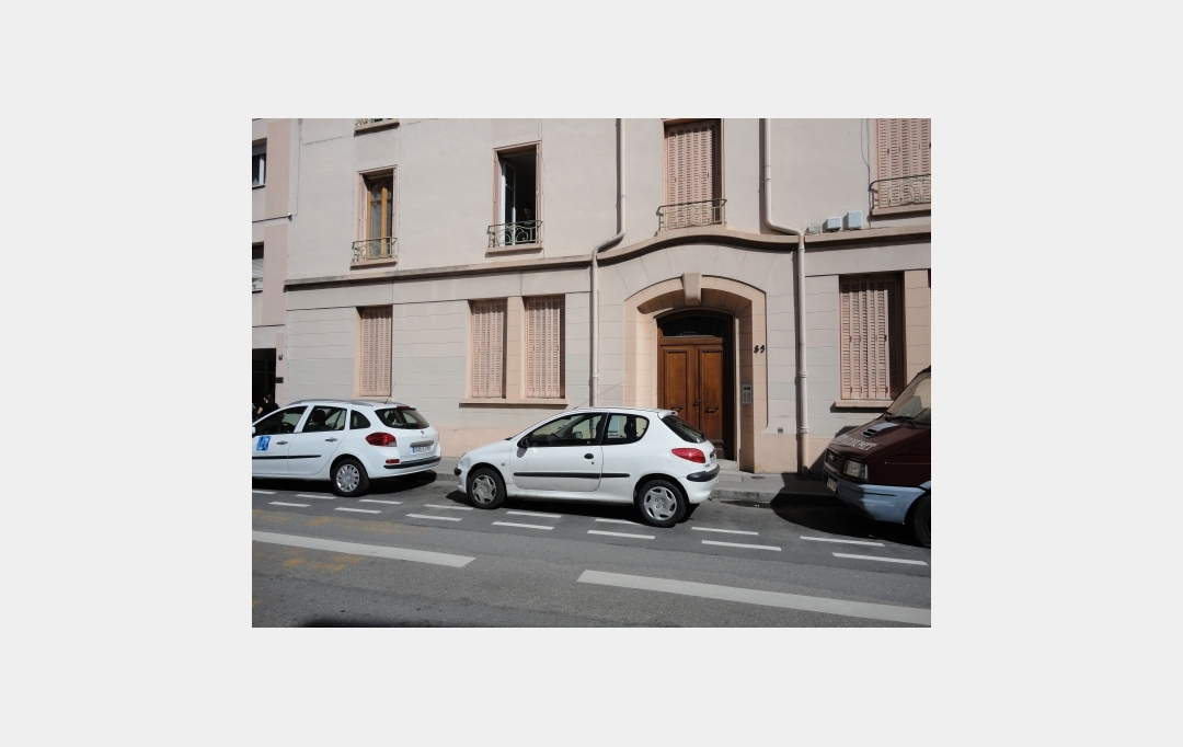 Annonces CHAPONOST : Appartement | LYON (69008) | 39 m2 | 690 € 