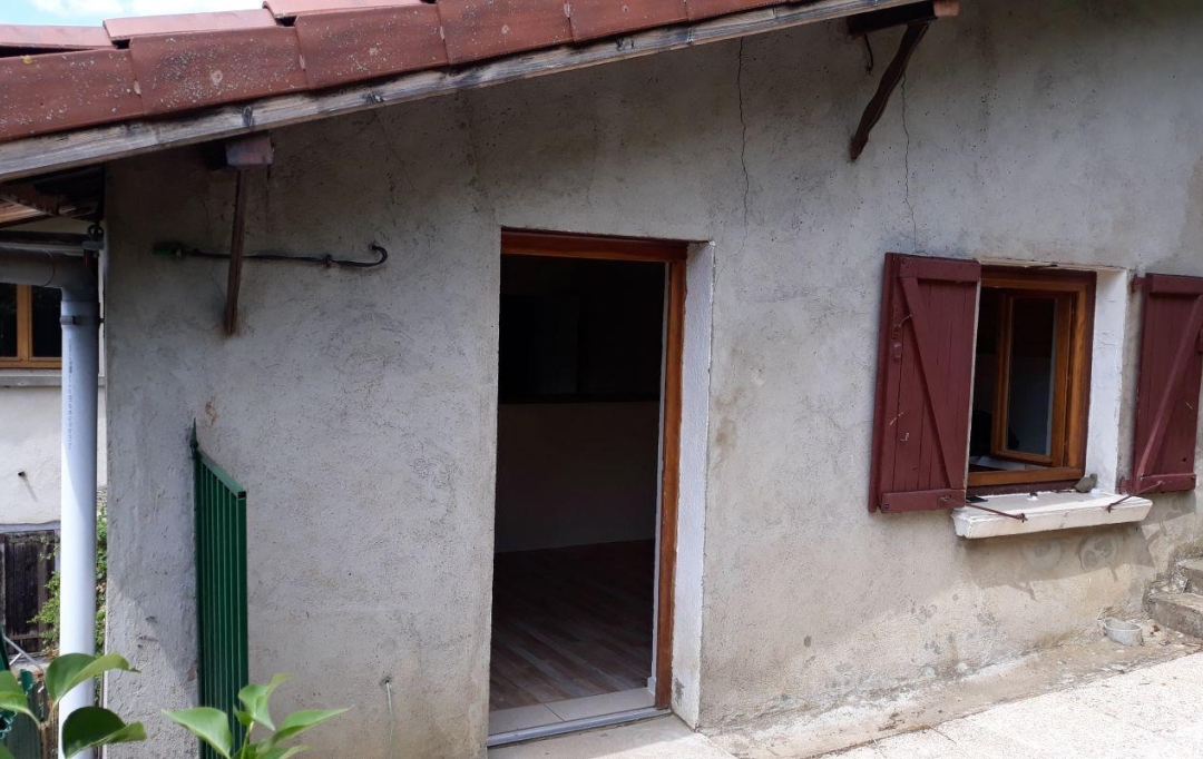 Annonces CHAPONOST : Maison / Villa | COURZIEU (69690) | 48 m2 | 492 € 