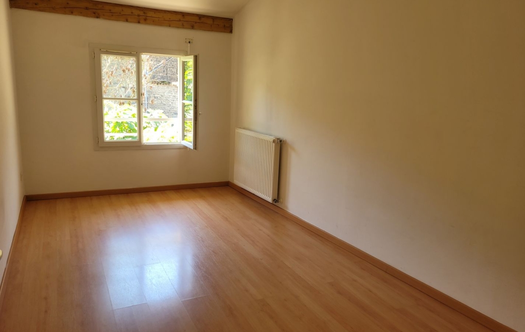 Annonces CHAPONOST : Appartement | COURZIEU (69690) | 81 m2 | 528 € 